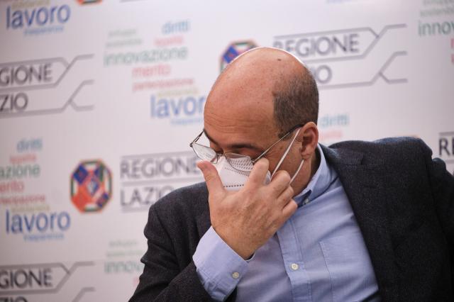 Zingaretti si dimette e Nardella lo attacca