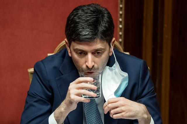 AstraZeneca sospeso in Italia