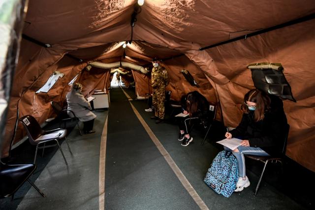 Vaccinazione Lazio, si procede anche di notte 