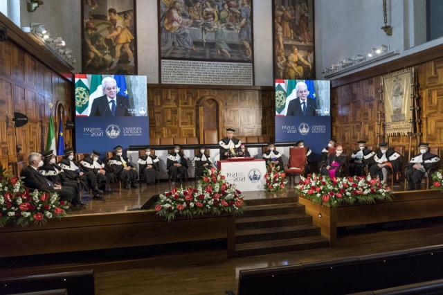 Universit&agrave; Cattolica,  Mattarella: 'Eccellenti risultati per la storia del Paese'