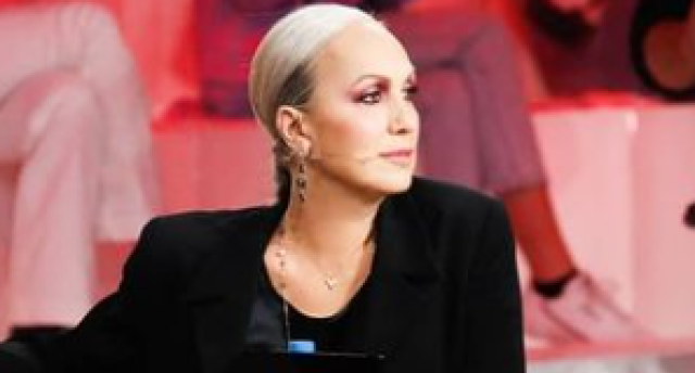 Amici 2021, allieva minacciata di morte: "Alessandra Celentano con le sue critiche..."