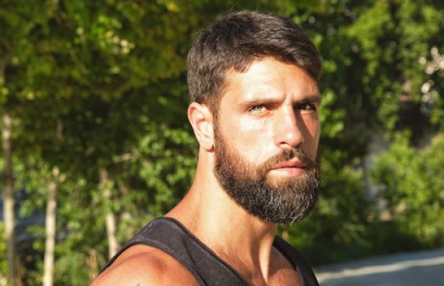 Gilles Rocca, chi &egrave;: et&agrave;, fidanzata, biografia, carriera, Sanremo e Isola dei Famosi