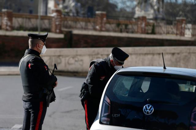 Terroristi rossi arrestati in Francia: erano 7, ma tre sono sfuggiti alla cattura 