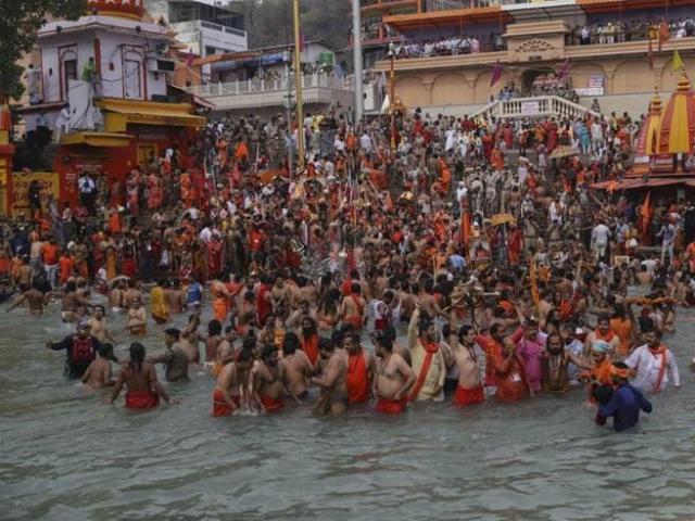 Variante indiana del Covid, come &egrave; arrivata veramente in Italia: altro che ristoranti e bar!