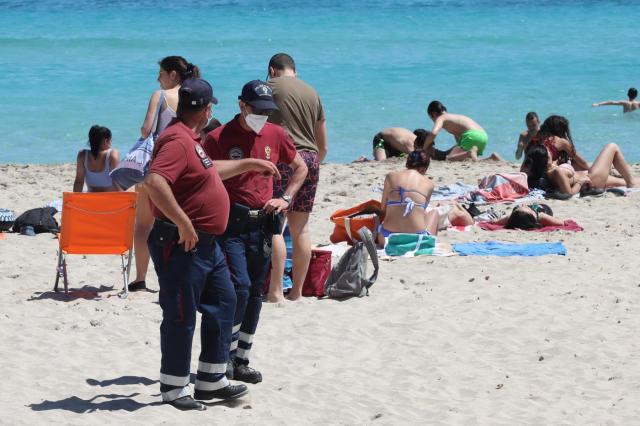 Estate 2021, Menichetti: "Meglio fare vacanze in Italia per correre meno rischi"