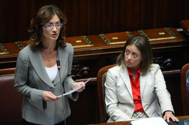 Gelmini attacca Giorgia Meloni: "Non ha voluto tirare fuori il Paese della crisi"