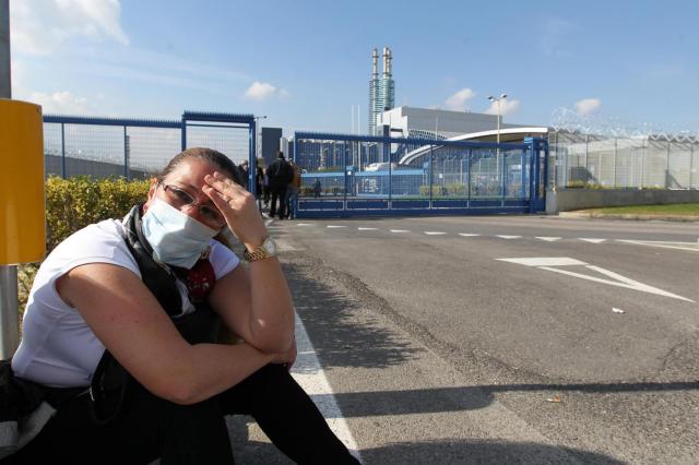 Mascherina all'aperto, per respirare dobbiamo aspettare: quando si potr&agrave; togliere