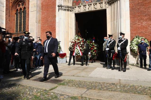 Carla Fracci, il funerale alla chiesa San Marco a Milano: le toccanti parole del prete