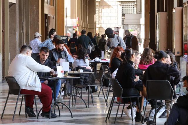 Zona bianca da oggi: regole per bar, ristoranti, spostamenti e feste