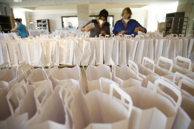 Variante indiana in Gran Bretagna: "Segnali di una terza ondata". E i vaccini?