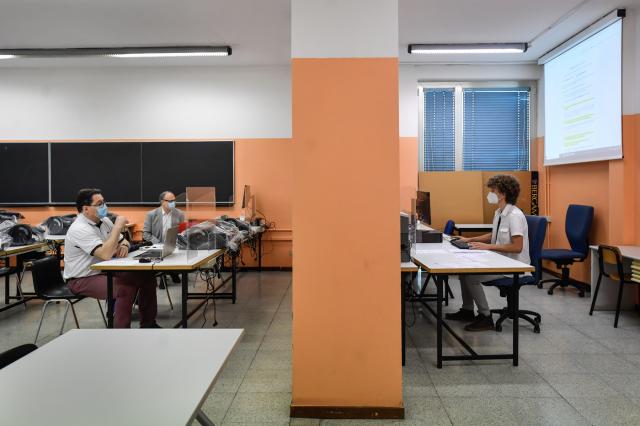 Scuola, esami di terza media al via: oggi 570 mila studenti in presenza