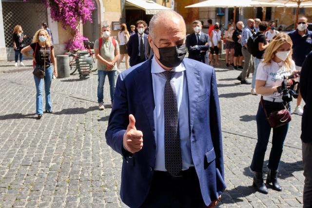 Elezioni Roma 2021, Michetti: "Rispetto chi rifiuta il vaccino"