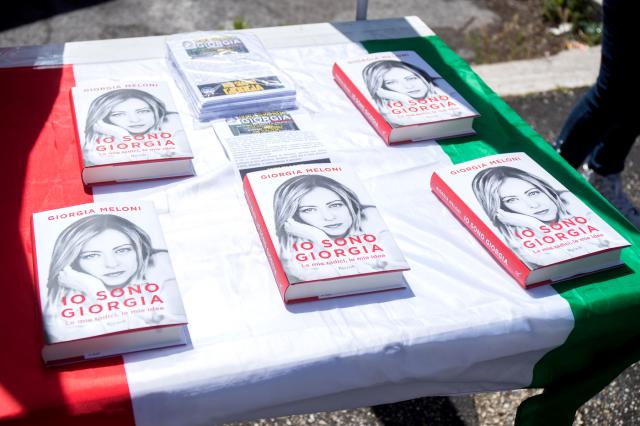 Redditi parlamentari 2024, per Meloni quasi mezzo milione grazie ai libri, quasi 100mila &euro; per Salvini, Schlein e Fratoianni