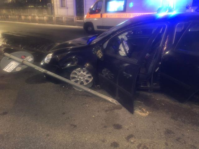 Incidente a Roma in via XX Settembre: proprio sotto casa di Paolo Gentiloni 