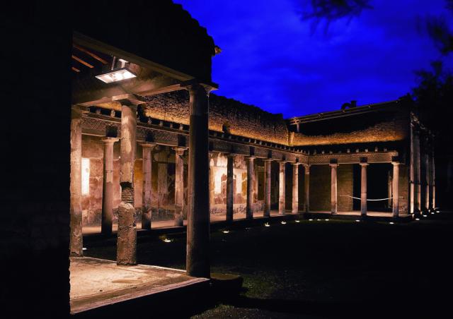 La bellezza di Pompei di notte: tutti gli eventi serali per l'estate 2021