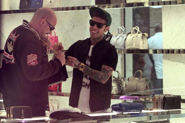 Ddl Zan, "l'intellettuale impegnato" Fedez attacca: "Renzi pagato da italiani, noi no"