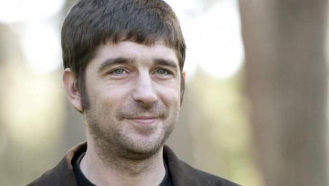 Libero De Rienzo morto per vaccino contro il Covid? Non diciamo idiozie