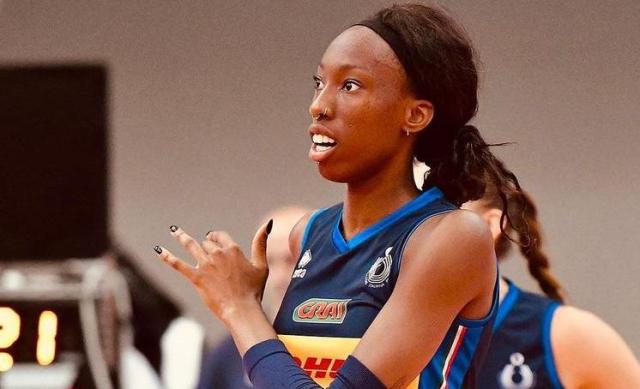 Chi &egrave; Paola Egonu, la portabandiera di Tokyo 2020: origini, peso, altezza e fidanzata