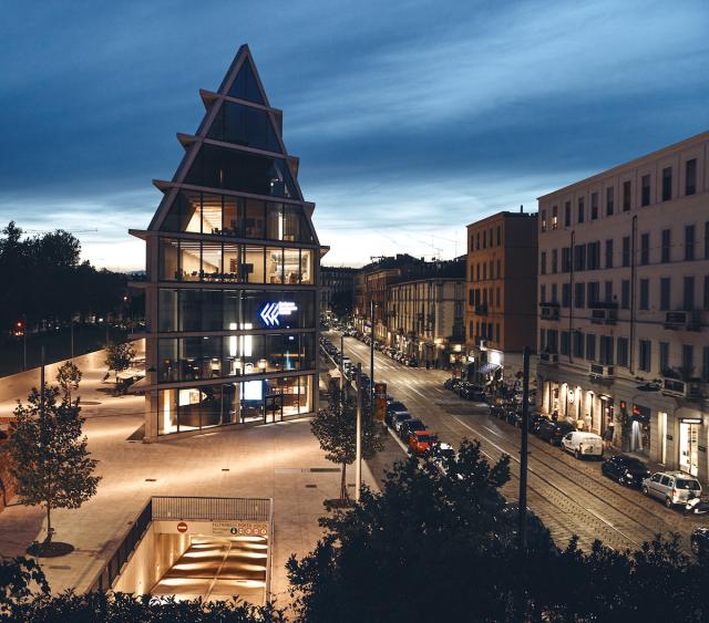 BMW Italia sigla l'accordo con la Fondazione Giangiacomo Feltrinelli nel segno della sostenibilit&agrave;