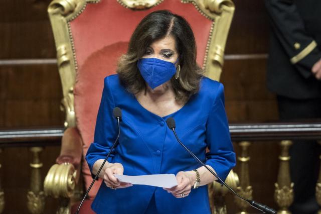 Covid, Casellati detta regole per ripresa economia: "Puntare su vaccini e su donne"
