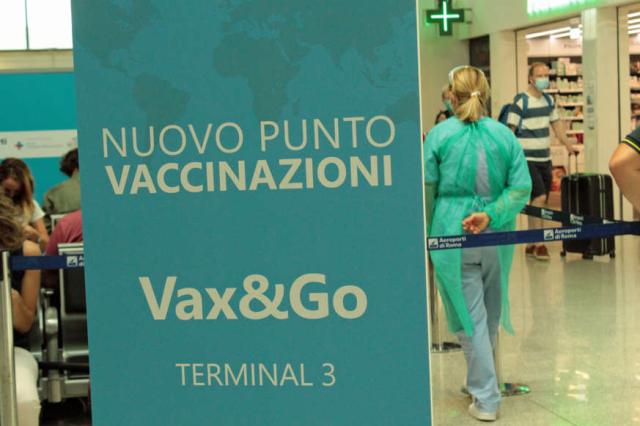 Vaccino vacanze, a Fiumicino arriva "Vax and go" prima della partenza