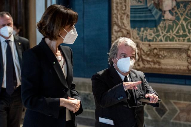 Green pass, scuola e trasporti. Il Governo stoppa tutto: "Prima riforma giustizia"