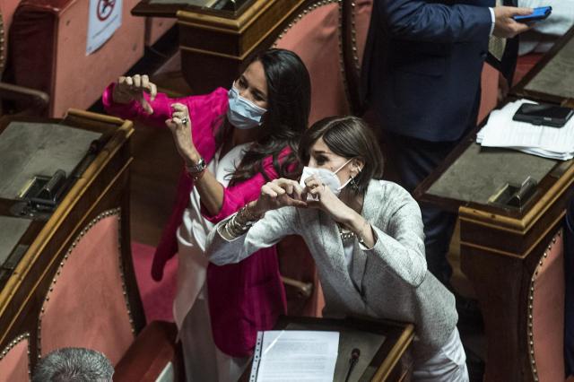 Ddl Zan, per ora pericolo scampato: testo in aula al Senato dopo la pausa estiva