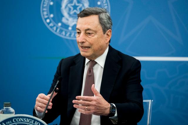Green pass ai lavoratori, Draghi incontra i sindacati: "No strumento per licenziare"