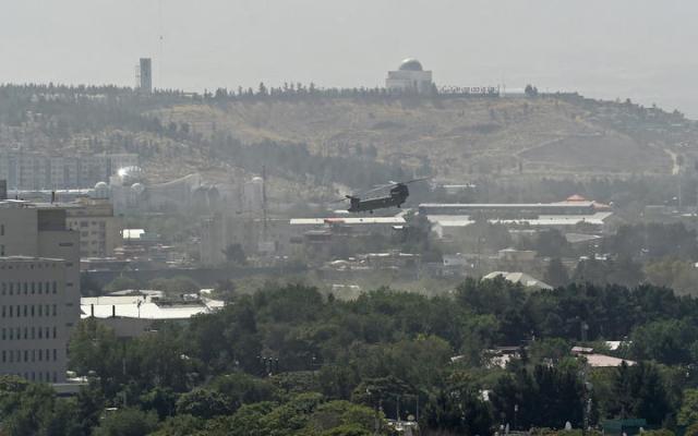 Afghanistan, ultime notizie: iniziata l'evacuazione degli italiani