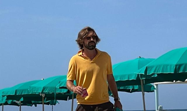 Andrea Pirlo, vacanze in Versilia con la famiglia: FOTO ESCLUSIVE