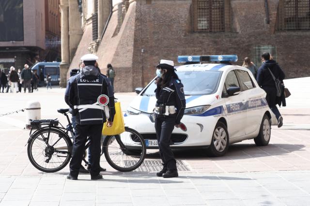 Sicilia torna zona gialla: regole pi&ugrave; dure dal 30 agosto, con 5 milioni di vaccini distribuiti