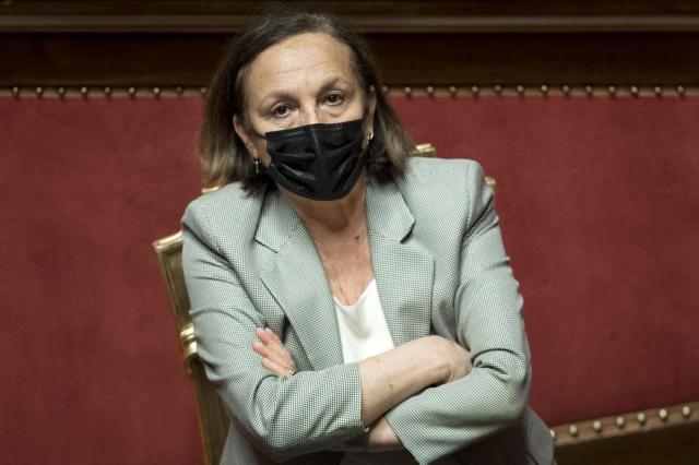 Green pass, Lamorgese: "Tutele per chi subisce minacce in questa fase di pandemia"