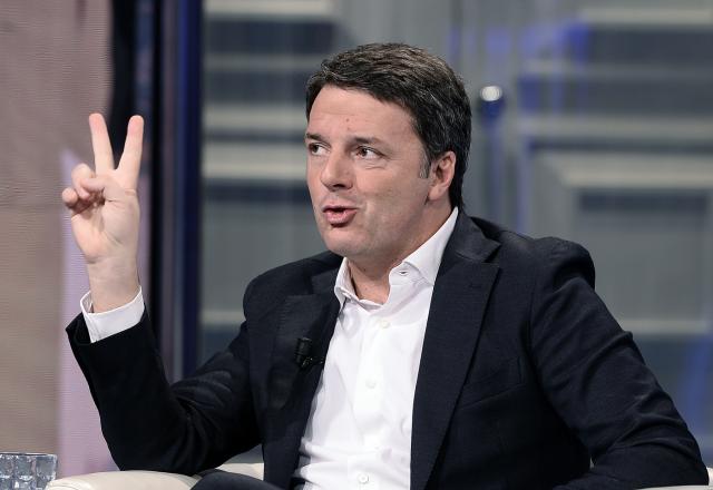 Governo, Renzi ammette: "Draghi pi&ugrave; bravo di me". Poi la frecciata: "Conte no"