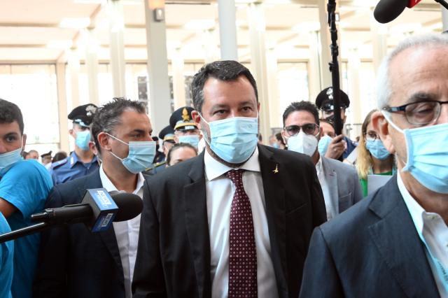 Vaccino obbligatorio, Salvini: "Gli italiani devono essere liberi di scegliere"