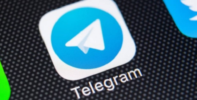Basta dittatura Telegram, sequestrata la chat usata da No Vax e No Green pass 