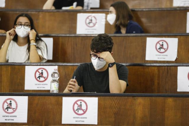 Test di medicina 2021, Messa: "Domande sbagliate saranno annullate"