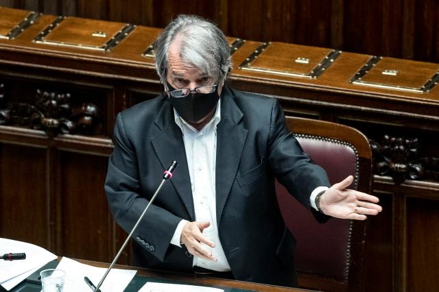 Green pass, Brunetta la spara grossa: "In futuro obbligatorio per tutti i lavoratori"