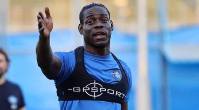 Grande Fratello Vip, Balotelli risponde a Raffaella Fico: "Che pa**e"!