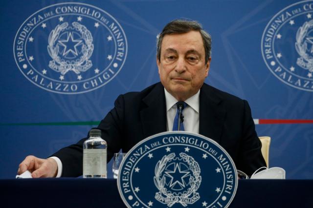 Green pass, Draghi ammette: "Fare quel che si deve, anche se impopolare"