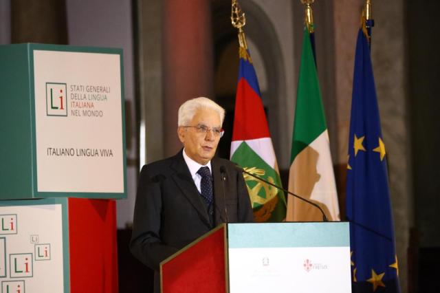 Rientro a scuola, Mattarella: "Dopo tante sofferenze finalmente l'Italia riparte"