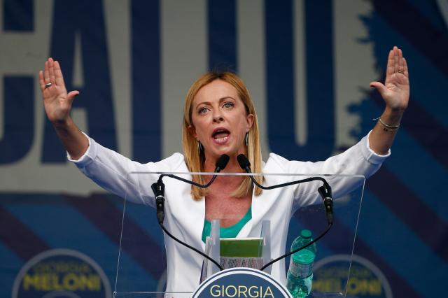 Giorgia Meloni e la preoccupazione per il Tribunale dei Ministri: il timore di essere interrogata e di "metterci la faccia". La strategia di Palazzo Chigi - RETROSCENA -