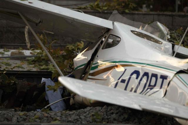Aereo ultraleggero precipita a Milano vicino a San Donato: 6 persone a bordo 