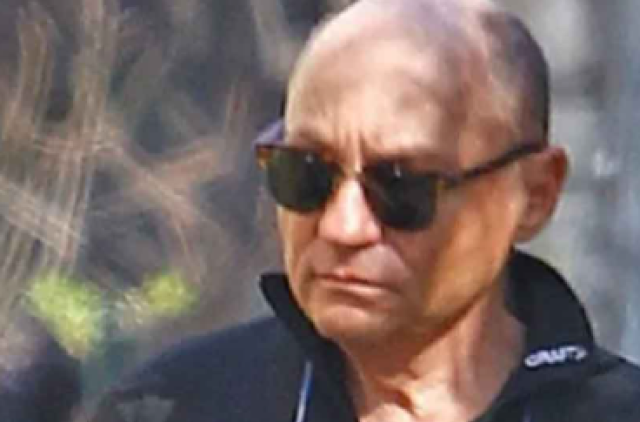 Aereo caduto a Milano, chi era Dan Petrescu: il "miliardario dell'ombra" alla guida 