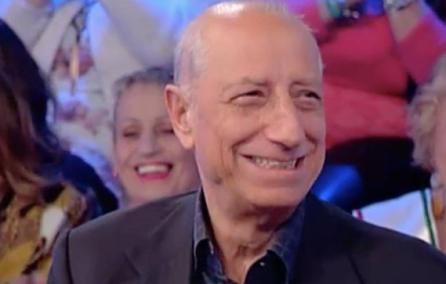 Pippo Franco green pass falso: sequestrato insieme a altri 8. Ecco cosa rischia