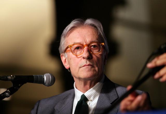 Feltri condannato a risarcire Virginia Raggi per articolo "la patata bollente" 