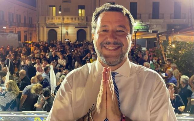 Riapertura discoteche al 35%, Salvini: "Solo una presa in giro"