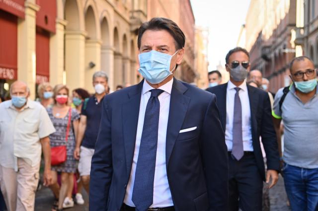 Forza Nuova, Conte: "Il Movimento 5 stelle sar&agrave; in prima fila per lo scioglimento"