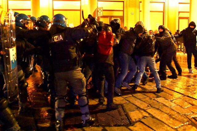 Forza Nuova: indagini e stop a sito. Lega:  "Sciolta? Spetta a giustizia decidere"