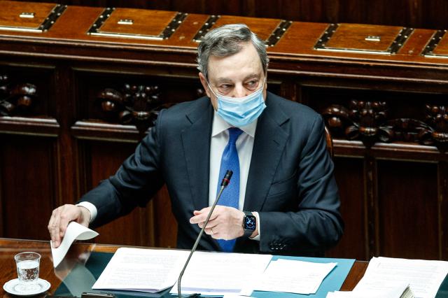 Ue, Draghi al termine del vertice di Bruxelles: "Previsti interventi su Energia. Preparare stoccaggi integrati"