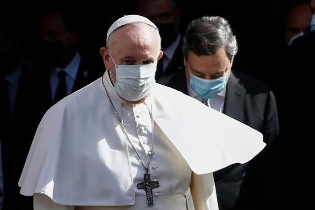Pedofilia, Papa Francesco: "Dolore e vergogna per non aver protetto i minori"